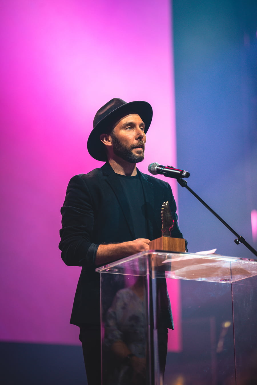 Glow_2024_Awards_Vuoden_musiikintekija_Ossi_Maki-Reini_kuva_ANRE_WASSE_114_lowres